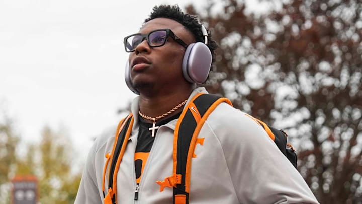 Tennessee defensive back Colton Hood 