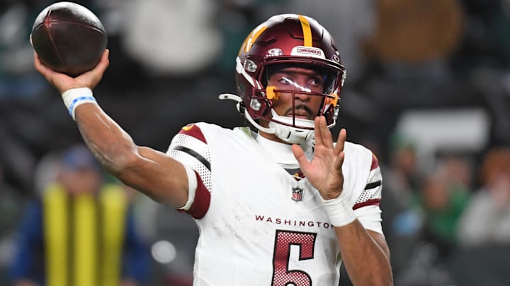 Nov 14, 2024; Philadelphia, Pennsylvania, USA; Washington Commanders quarterback Jayden Daniels (5) against the Philadelphia Eagles at Lincoln Financial Field. Mandatory Credit: Eric Hartline-Imagn Images Nov 14, 2024; Philadelphia, Pennsylvania, USA; Washington Commanders quarterback Jayden Daniels (5) against the Philadelphia Eagles at Lincoln Financial Field. Mandatory Credit: Eric Hartline-Imagn Images