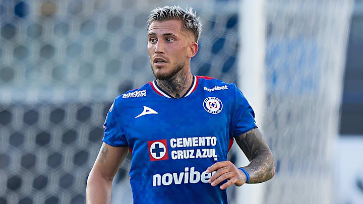 El paso del defensa argentino Gonzalo Piovi por Cruz Azul está cerca de llegar a su fin
