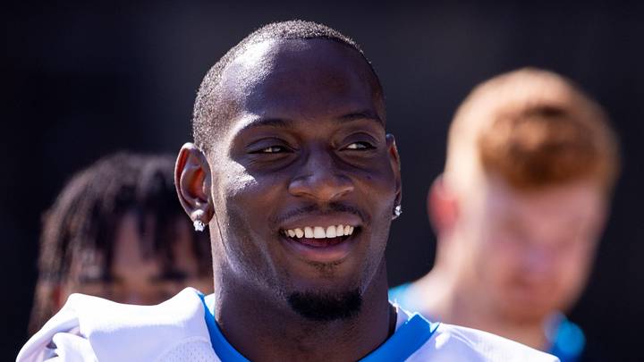 Carolina Panthers outside linebacker Nic Scourton