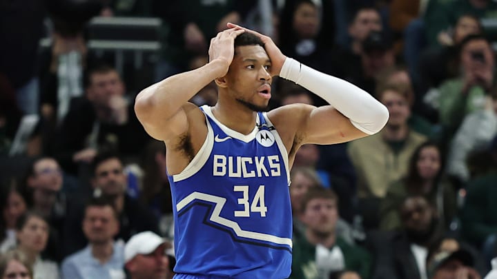 Indiana Pacers v Milwaukee Bucks Indiana Pacers v Milwaukee Bucks