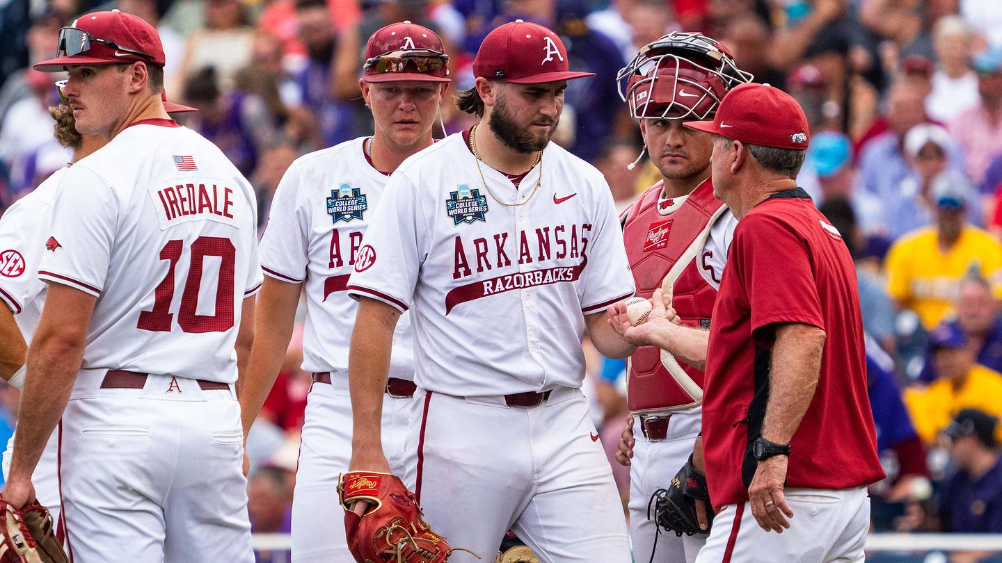 Razorback Baseball Reseating Same old story: Razorbacks disappointed by Series failure