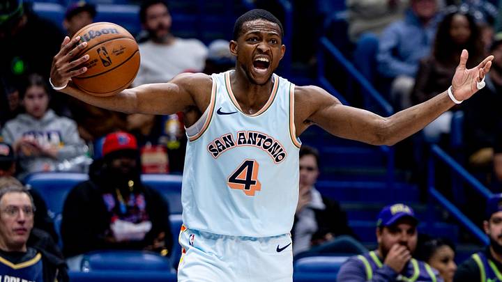 Feb 23, 2025; New Orleans, Louisiana, USA; San Antonio Spurs guard De'Aaron Fox (4) reacts to a play against the New Orleans Pelicans during the second half at Smoothie King Center. Mandatory Credit: Stephen Lew-Imagn Images