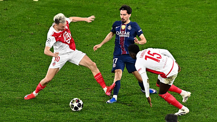 Golovin a reçu un carton rouge lors du match aller