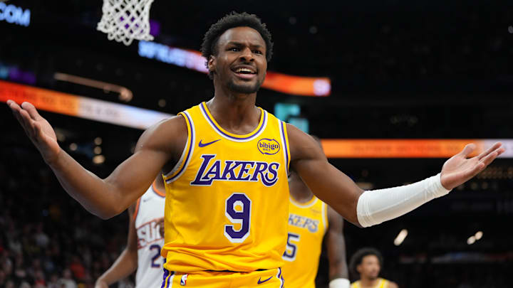 Los Angeles Lakers v Phoenix Suns