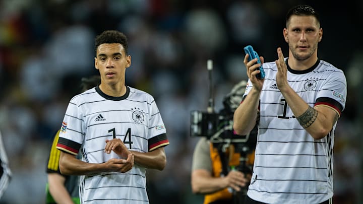 Niklas Süle und Jamal Musiala freuen sich auf den WM-Auftakt Niklas Süle und Jamal Musiala freuen sich auf den WM-Auftakt
