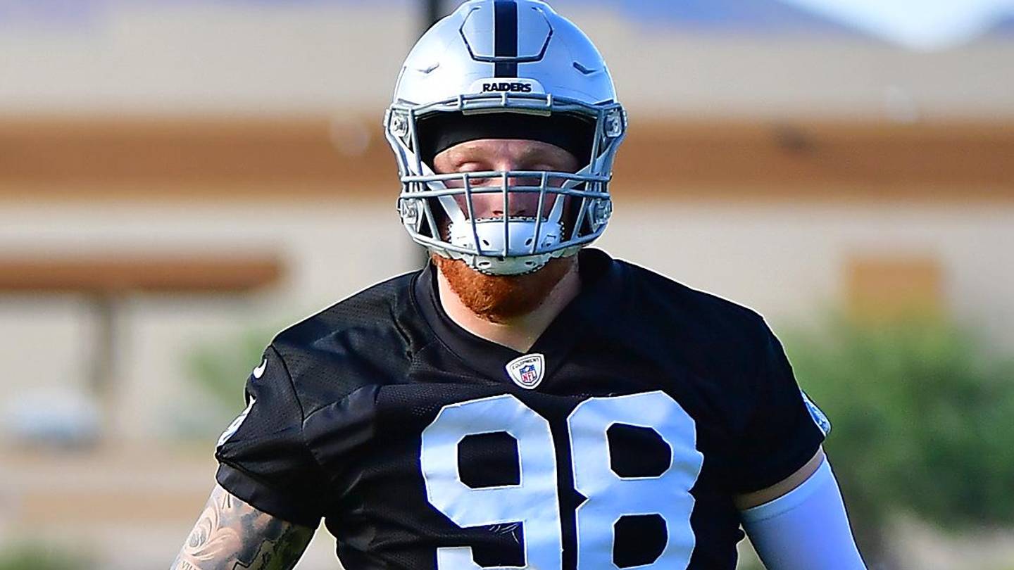 Former Raider Carr Speaks on What Makes Maxx Crosby Different