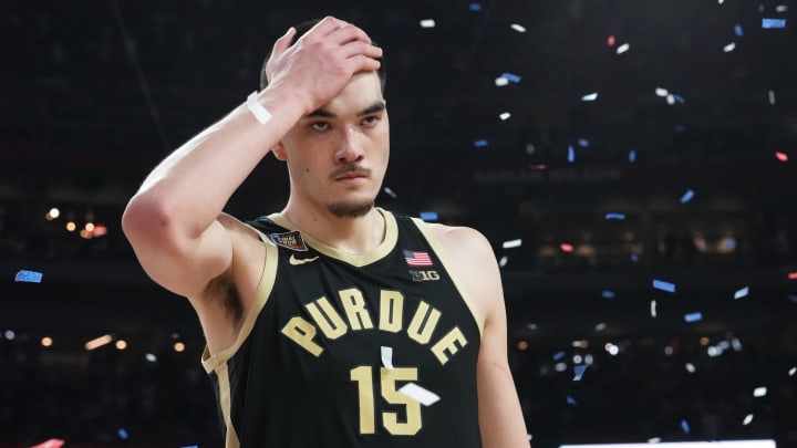 A dejected Purdue Boilermakers center Zach Edey (15) walks off the court after losing the Men's NCAA national championship game to Connecticut Huskies at State Farm Stadium in Glendale on April 8, 2024.