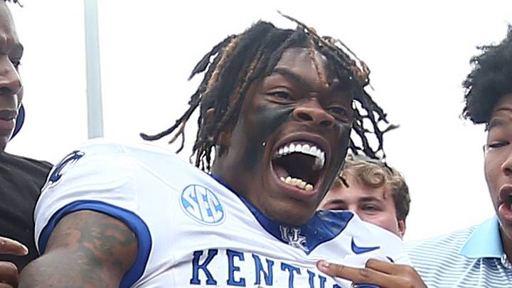 Kentucky Wildcats wide receiver Barion Brown