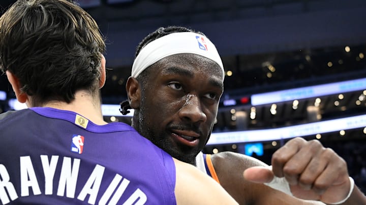 Phoenix Suns v Sacramento Kings Phoenix Suns v Sacramento Kings