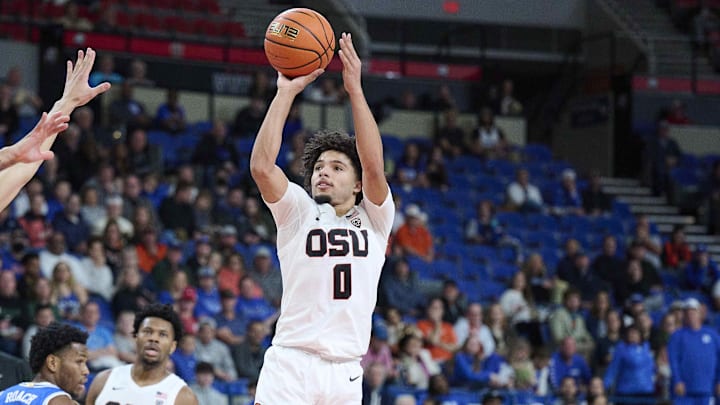 Oregon State Beavers guard Jordan Pope (0)
