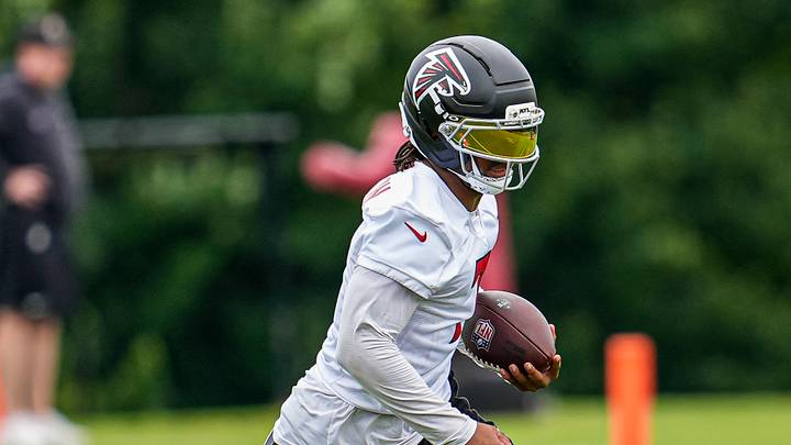 Atlanta Falcons running back Bijan Robinson 