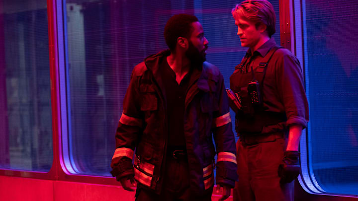 (L-r) JOHN DAVID WASHINGTON and ROBERT PATTINSON and in Warner Bros. Pictures’ action epic "TENET," a Warner Bros. Pictures release. Courtesy of Melinda Sue Gordon, Warner Bros. Pictures 