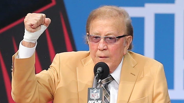 Raiders legend Tom Flores inducted into Pro Football Hall of Fame