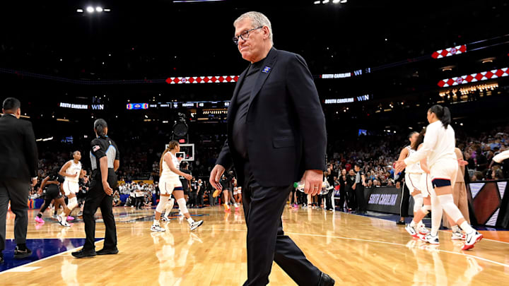 After a heated postgame handshake with Dawn Staley, Geno Auriemma walked off the court without shaking anyone else’s hands in UConn’s Final Four loss. 