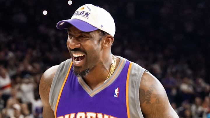 Oct 22, 2025; Phoenix, Arizona, USA; Phoenix Suns former player Amar'e Stoudemire prior to the game against the Sacramento Kings at the Mortgage Matchup Center. Mandatory Credit: Mark J. Rebilas-Imagn Images Oct 22, 2025; Phoenix, Arizona, USA; Phoenix Suns former player Amar'e Stoudemire prior to the game against the Sacramento Kings at the Mortgage Matchup Center. Mandatory Credit: Mark J. Rebilas-Imagn Images