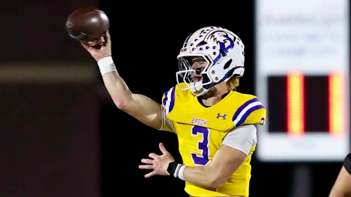 Brock quarterback Holt Frazier passes in a game against Graham. 