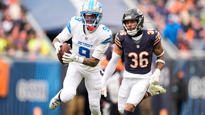 Detroit Lions wide receiver Jameson Williams (9) makes a catch against Chicago Bears safety Jonathan Owens (36) Detroit Lions wide receiver Jameson Williams (9) makes a catch against Chicago Bears safety Jonathan Owens (36)