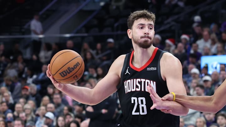 Nov 30, 2025; Salt Lake City, Utah, USA; Houston Rockets center Alperen Sengun (28) is fouled by Utah Jazz forward Kyle Anderson (2) going to the basket during the second half at Delta Center. Mandatory Credit: Rob Gray-Imagn Images Nov 30, 2025; Salt Lake City, Utah, USA; Houston Rockets center Alperen Sengun (28) is fouled by Utah Jazz forward Kyle Anderson (2) going to the basket during the second half at Delta Center. Mandatory Credit: Rob Gray-Imagn Images