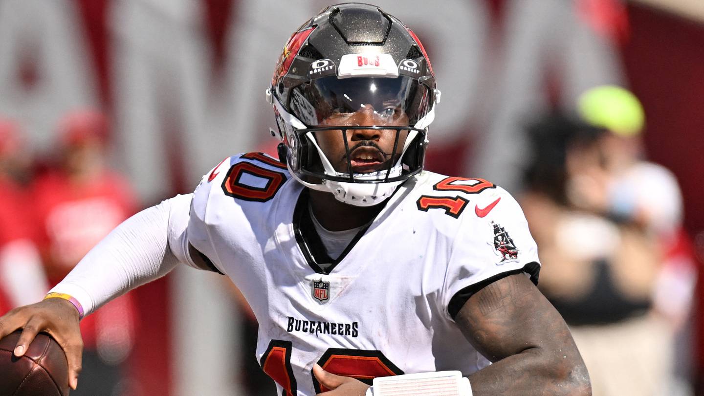 Todd Bowles Makes His QB Decision For Buccaneers-Cowboys Matchup