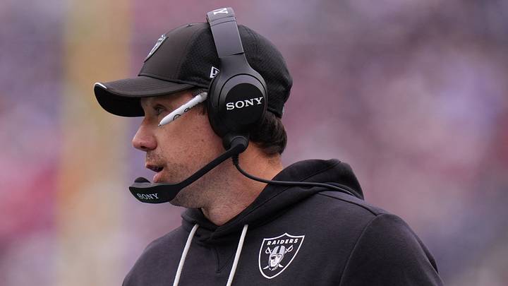 Oct 11, 2026; Foxborough, Massachusetts, USA; Las Vegas Raiders head coach Klint Kubiak watches from the sideline as they take on the New England Patriots at Gillette Stadium. Mandatory Credit: David Butler II-Imagn Images Oct 11, 2026; Foxborough, Massachusetts, USA; Las Vegas Raiders head coach Klint Kubiak watches from the sideline as they take on the New England Patriots at Gillette Stadium. Mandatory Credit: David Butler II-Imagn Images