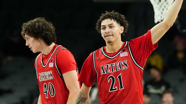 Nov 25, 2025; Las Vegas, Nevada, USA; San Diego State State Aztecs guard Miles Byrd (21) reacts in the second half against Oregon Ducks in a 2025 Players Era Festival group play game at Michelob Ultra Arena. Mandatory Credit: Kirby Lee-Imagn Images