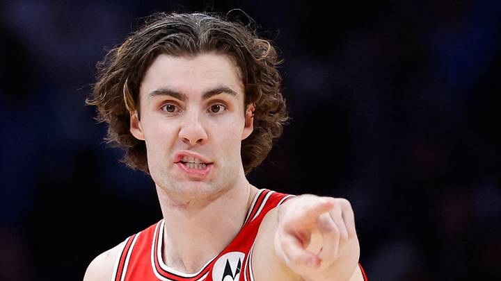 Mar 27, 2026; Oklahoma City, Oklahoma, USA; Chicago Bulls guard Josh Giddey (3) gestures to Chicago Bulls guard Rob Dillingham (7) during a play against the Oklahoma City Thunder in the second half at Paycom Center. Mandatory Credit: Alonzo Adams-Imagn Images