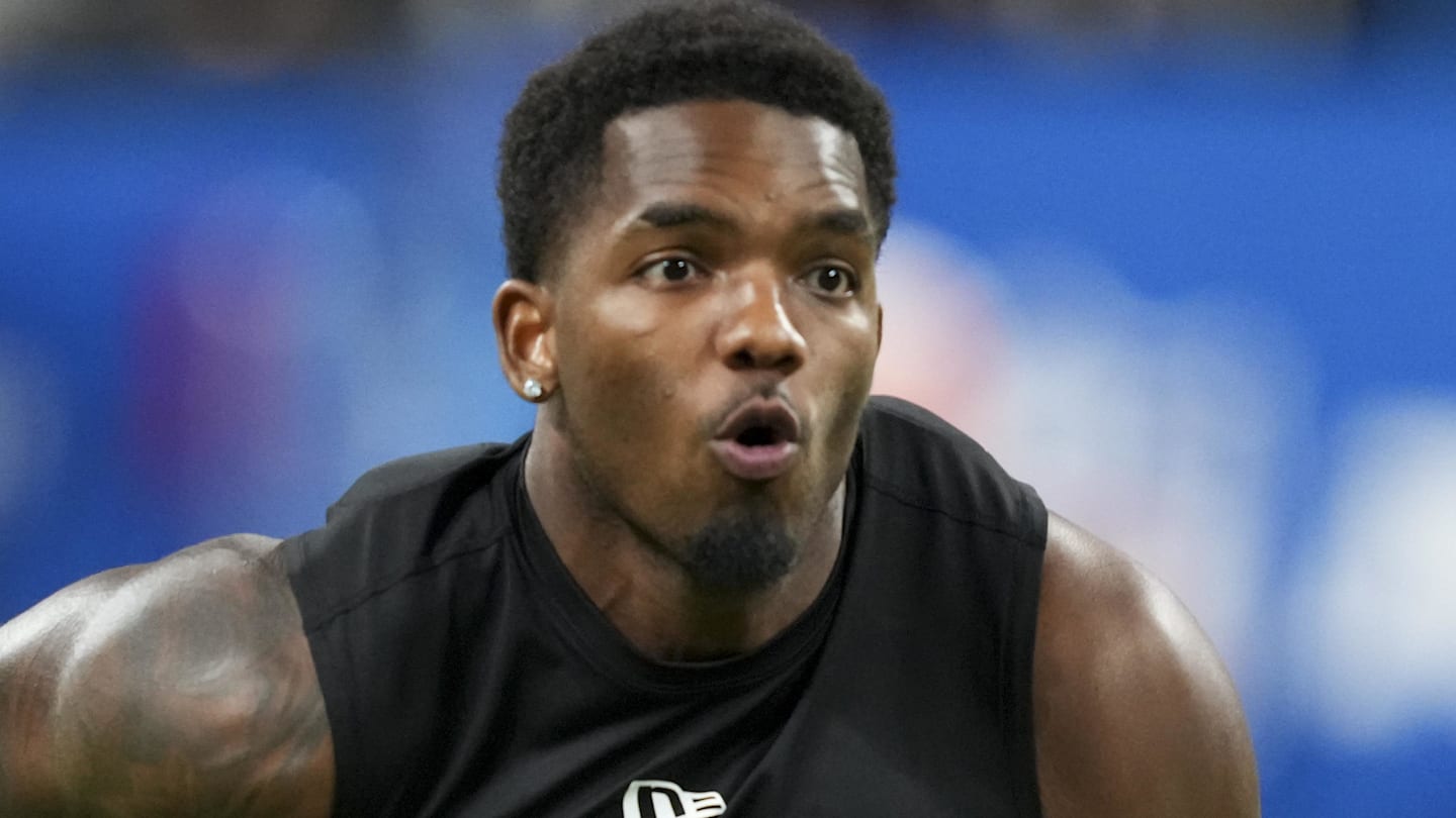 Newest Patriots mock draft signals early round priorities that feel obvious now