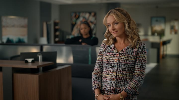 The Lincoln Lawyer. Becki Newton as Lorna Crane in episode 406 of The Lincoln Lawyer