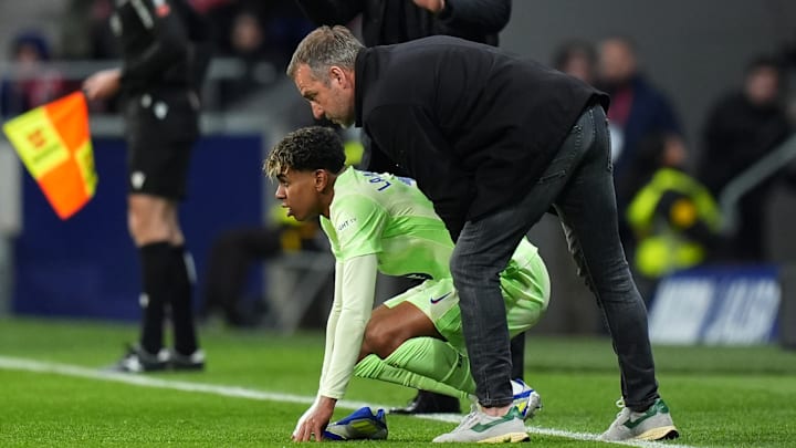 Hansi Flick mit Barça-Juwel Lamine Yamal