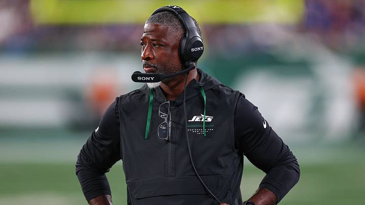 New York Jets head coach Aaron Glenn
