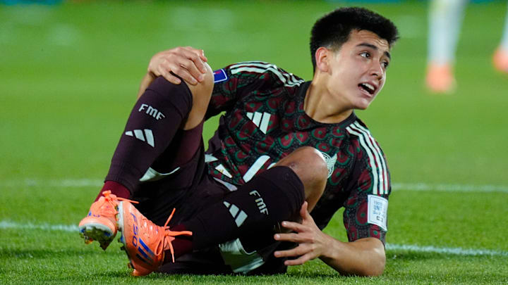 Argentina contained Gilberto Mora in the quarterfinals.