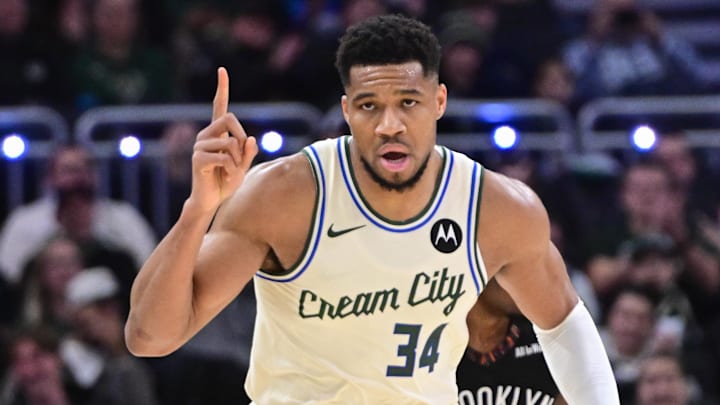 Bucks forward Giannis Antetokounmpo reached 21,000 points in his career.