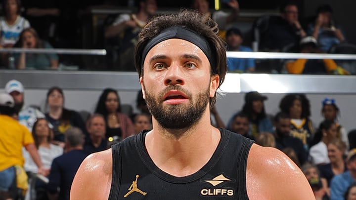 Max Strus, Cleveland Cavaliers Max Strus, Cleveland Cavaliers