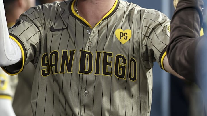 Padres uniform