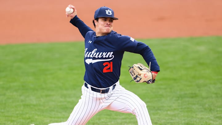 Andreas Alvarez dominated in his Auburn Tigers debut. Andreas Alvarez dominated in his Auburn Tigers debut.