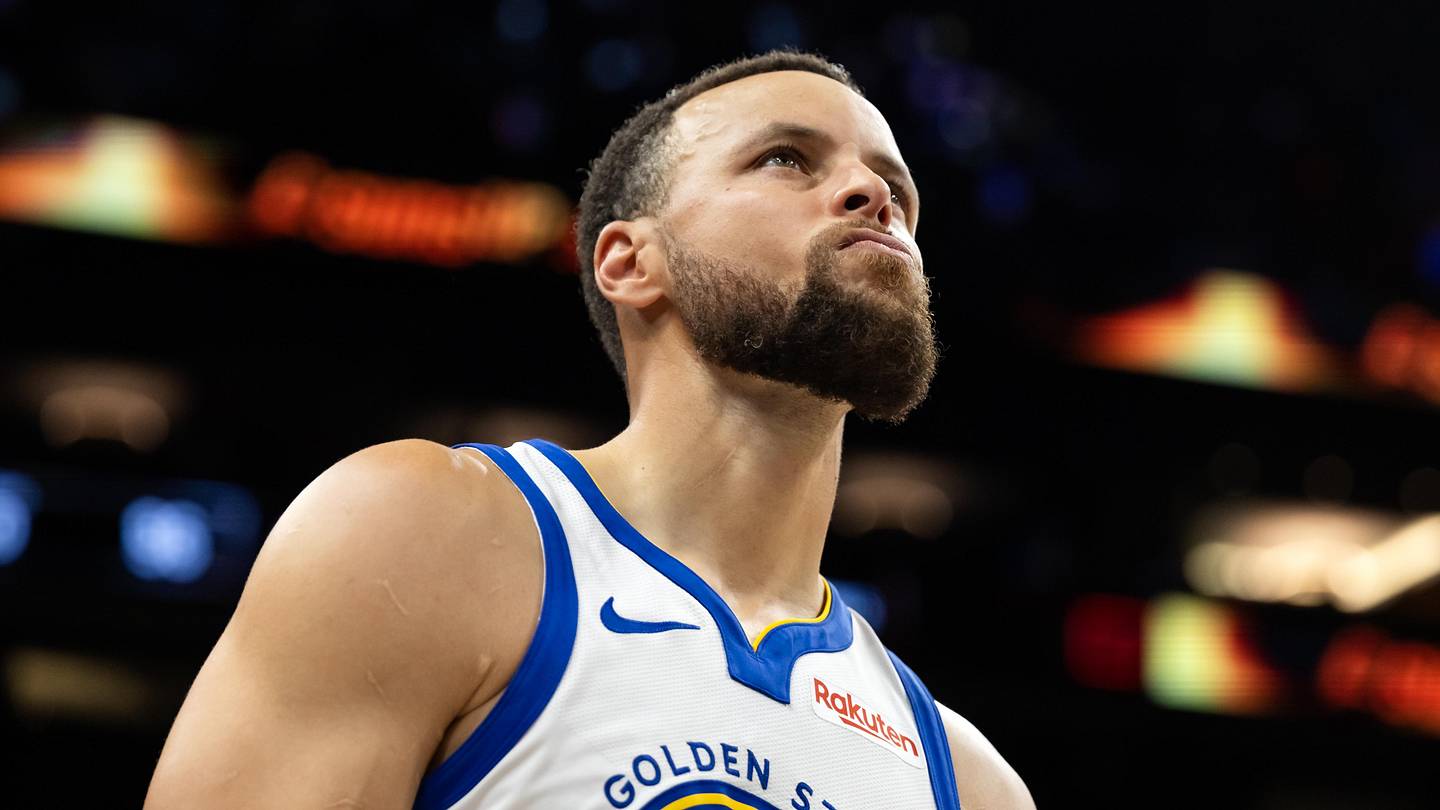 Golden State needs a center and the Kings have one to trade