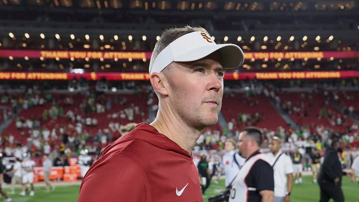 Sep 26, 2026; Los Angeles, California, USA; USC Trojans head coach Lincoln Riley walks off the field after the game against the Oregon Ducks at United Airlines Field at Los Angeles Memorial Coliseum. Mandatory Credit: Kiyoshi Mio-Imagn Images Sep 26, 2026; Los Angeles, California, USA; USC Trojans head coach Lincoln Riley walks off the field after the game against the Oregon Ducks at United Airlines Field at Los Angeles Memorial Coliseum. Mandatory Credit: Kiyoshi Mio-Imagn Images
