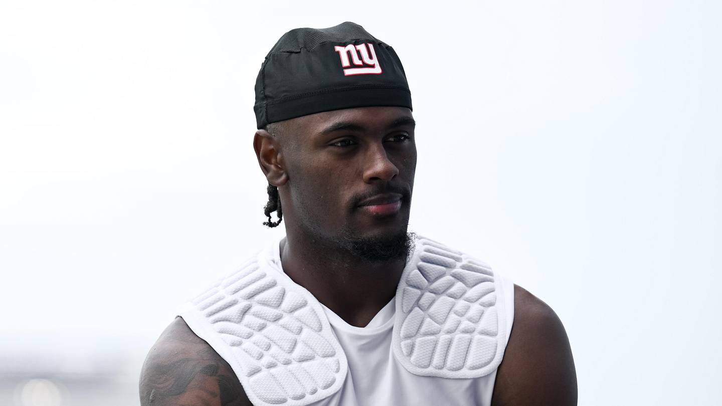 How Rookie Receiver Malachi Fields is Bringing 'Bully Ball' to Giants' Offense