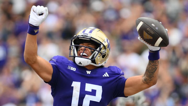 Washington Huskies - wide receiver Denzel Boston