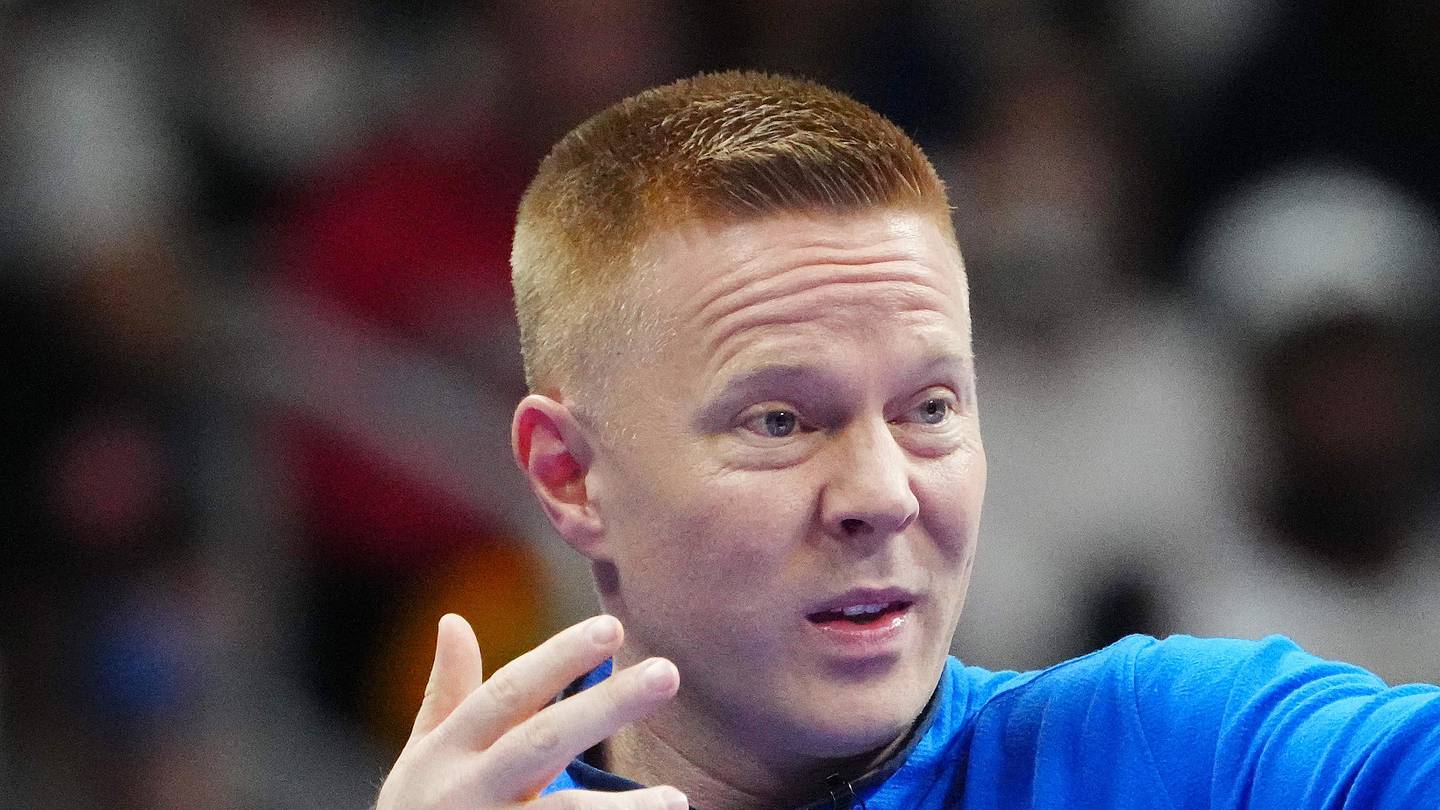Instant Grade: Magic Hire Sean Sweeney