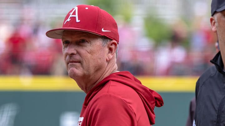 Arkansas Razorbacks coach Dave Van Horn against the Tennessee Volunteers at Baum-Walker Stadium.