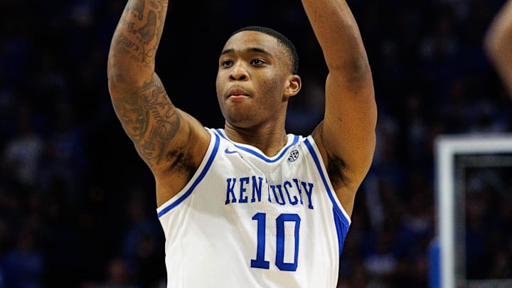 Feb 1, 2025; Lexington, Kentucky, USA; Kentucky Wildcats forward Brandon Garrison (10) shoots the ball during the second half against the Arkansas Razorbacks at Rupp Arena at Central Bank Center. Mandatory Credit: Jordan Prather-Imagn Images