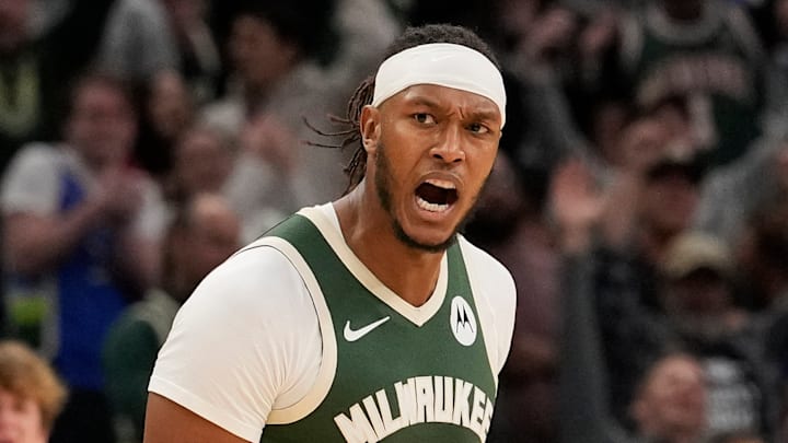 Golden State Warriors v Milwaukee Bucks Golden State Warriors v Milwaukee Bucks