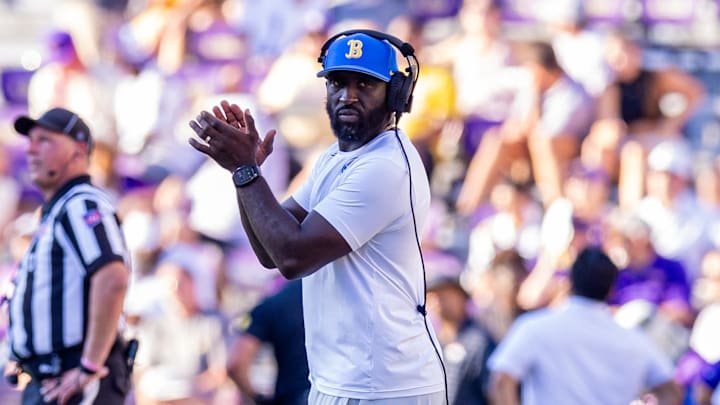 Sep 21, 2024; Baton Rouge, Louisiana, USA; UCLA Bruins head coach DeShaun Foster looks on during the second half against the LSU Tigers at Tiger Stadium. Mandatory Credit: Stephen Lew-Imagn Images Sep 21, 2024; Baton Rouge, Louisiana, USA; UCLA Bruins head coach DeShaun Foster looks on during the second half against the LSU Tigers at Tiger Stadium. Mandatory Credit: Stephen Lew-Imagn Images