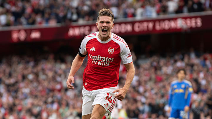 Arsenal v Leeds United - Premier League