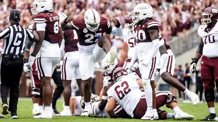 Mississippi State Defensive Lineman Kedrick Bingley-Jones (#22) during the game between the Eastern Kentucky Colonels and the Mississippi State Bulldogs at Davis Wade Stadium at Scott Field in Starkville, MS. Mississippi State Defensive Lineman Kedrick Bingley-Jones (#22) during the game between the Eastern Kentucky Colonels and the Mississippi State Bulldogs at Davis Wade Stadium at Scott Field in Starkville, MS.