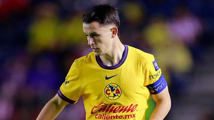 El español Álvaro Fidalgo es uno de los pilares del mediocampo americanista.