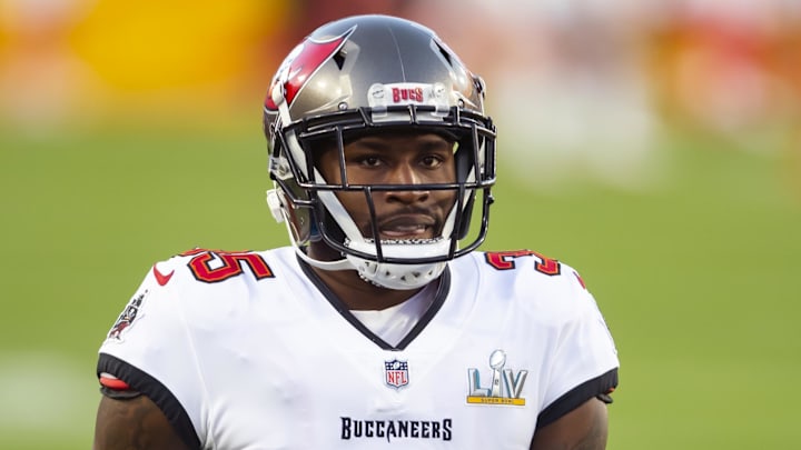 Feb 4, 2021; Tampa, FL, USA;  Tampa Bay Buccaneers cornerback Jamel Dean (35) against the Kansas City Chiefs in Super Bowl LV at Raymond James Stadium.  Mandatory Credit: Mark J. Rebilas-Imagn Images