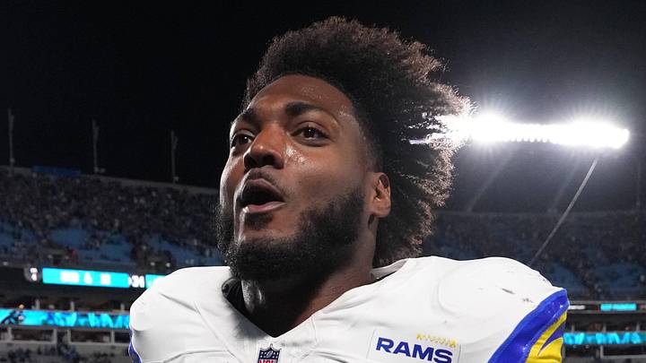 Los Angeles Rams outside linbacker Josaiah Stewart.